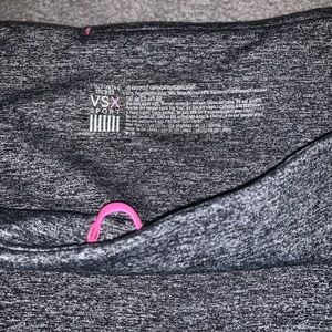 Victoria’s Secret Grey Knockout Capri Leggings